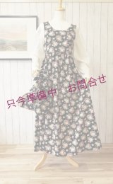 貴女のトレードマークに...ジャンパードレス　